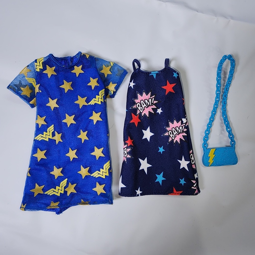 Barbie Wonder Woman Doll Stars and Bam Dresses Blue Purse DC Fashion Pack Curvy